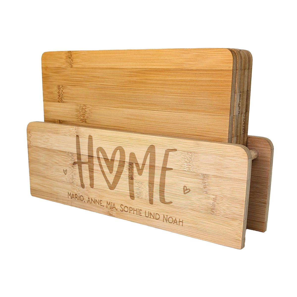 Personalisierbares Bambusbrettchen-Set mit HOME-Motiv und Herz, Vornamen graviert