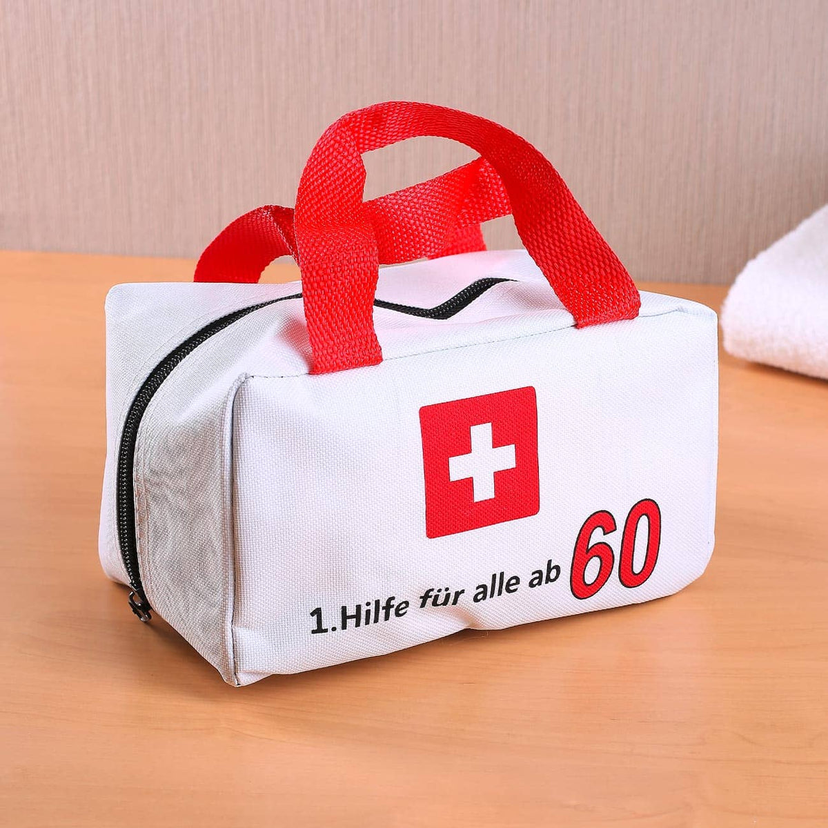 Erste Hilfe Koffer zum 60.