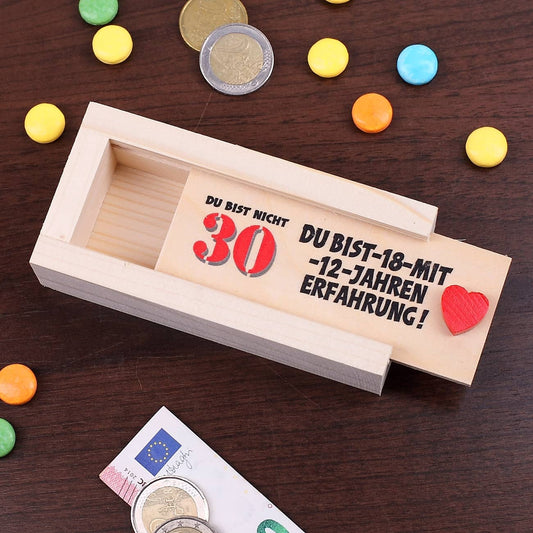 Holzkiste als Geldgeschenk zum 30. Geburtstag