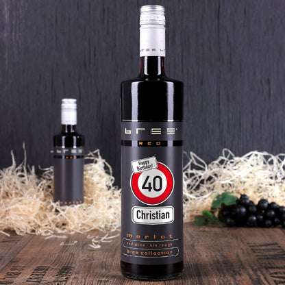 Achtung! Weinflasche mit Alter und Name zum Geburtstag