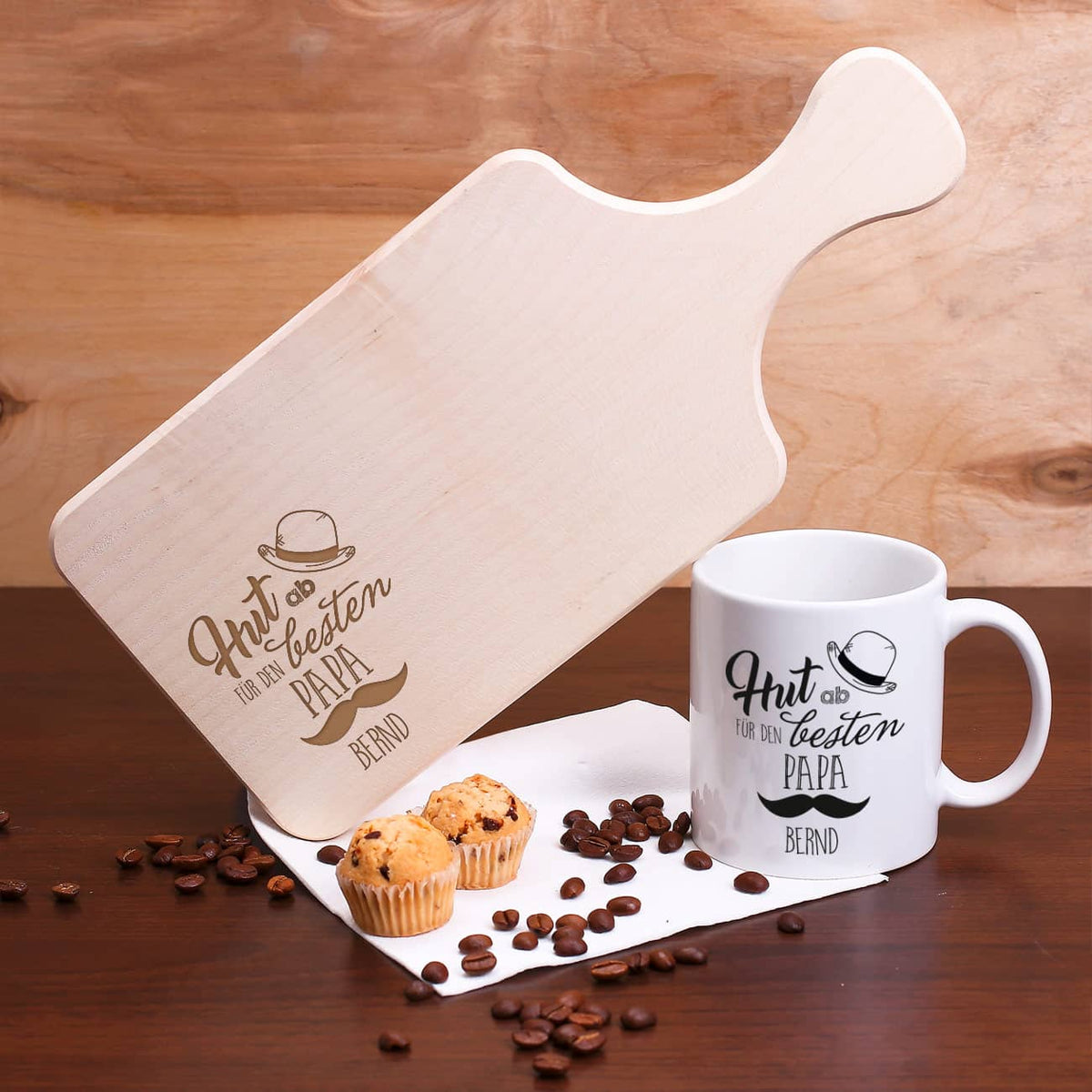 Frühstücks-Set mit Brettchen und Tasse