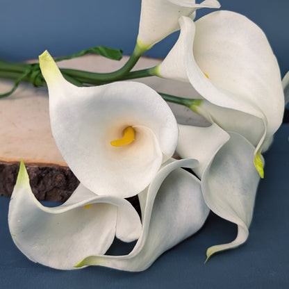 Edler Calla-Strauß aus Seidenblumen | 7 künstliche Blumen im natürlichen Look