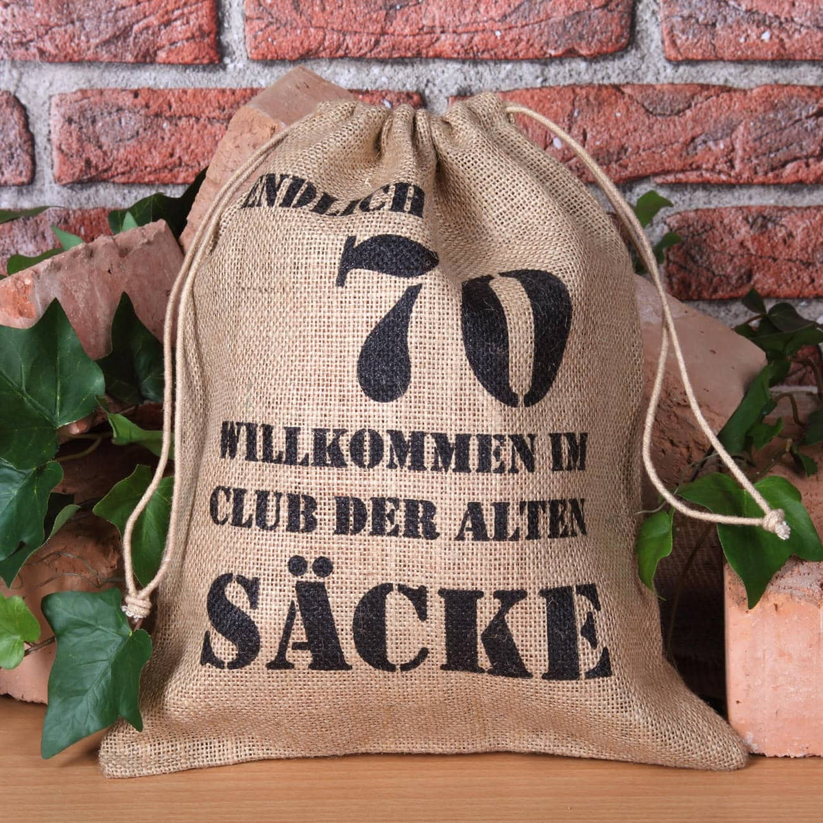 Alter Sack mit Jahreszahl 70