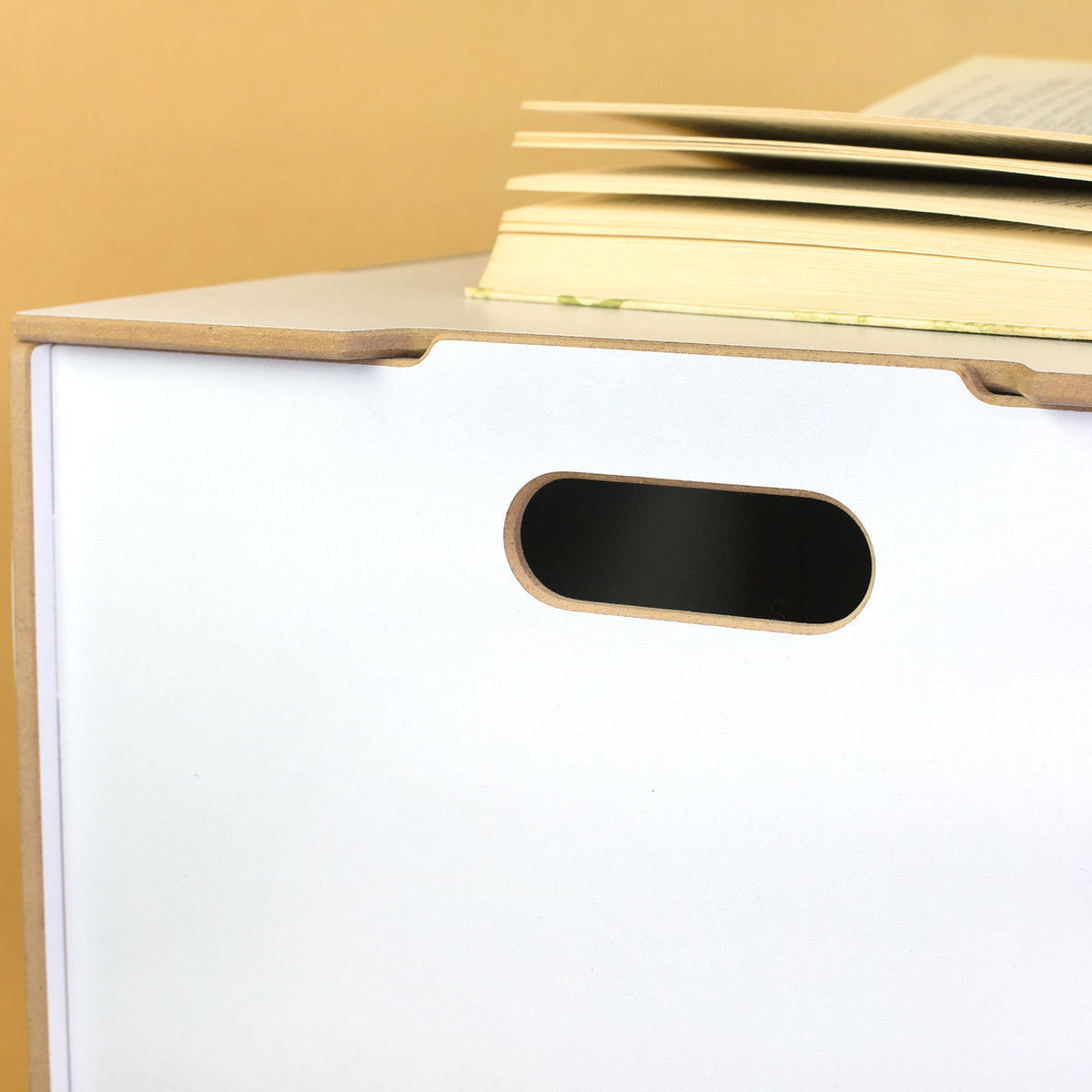 Personalisierte Rollbox aus Holz von clipfritz | Aufbewahrungsbox mit Spielzeugmotiv & Wunschtext