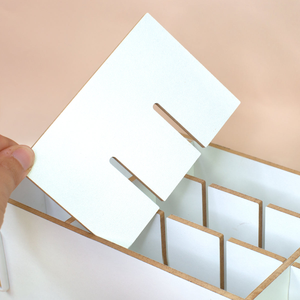 Kosmetik Organizer mit großem Fach und herausnehmbarem Einsatz