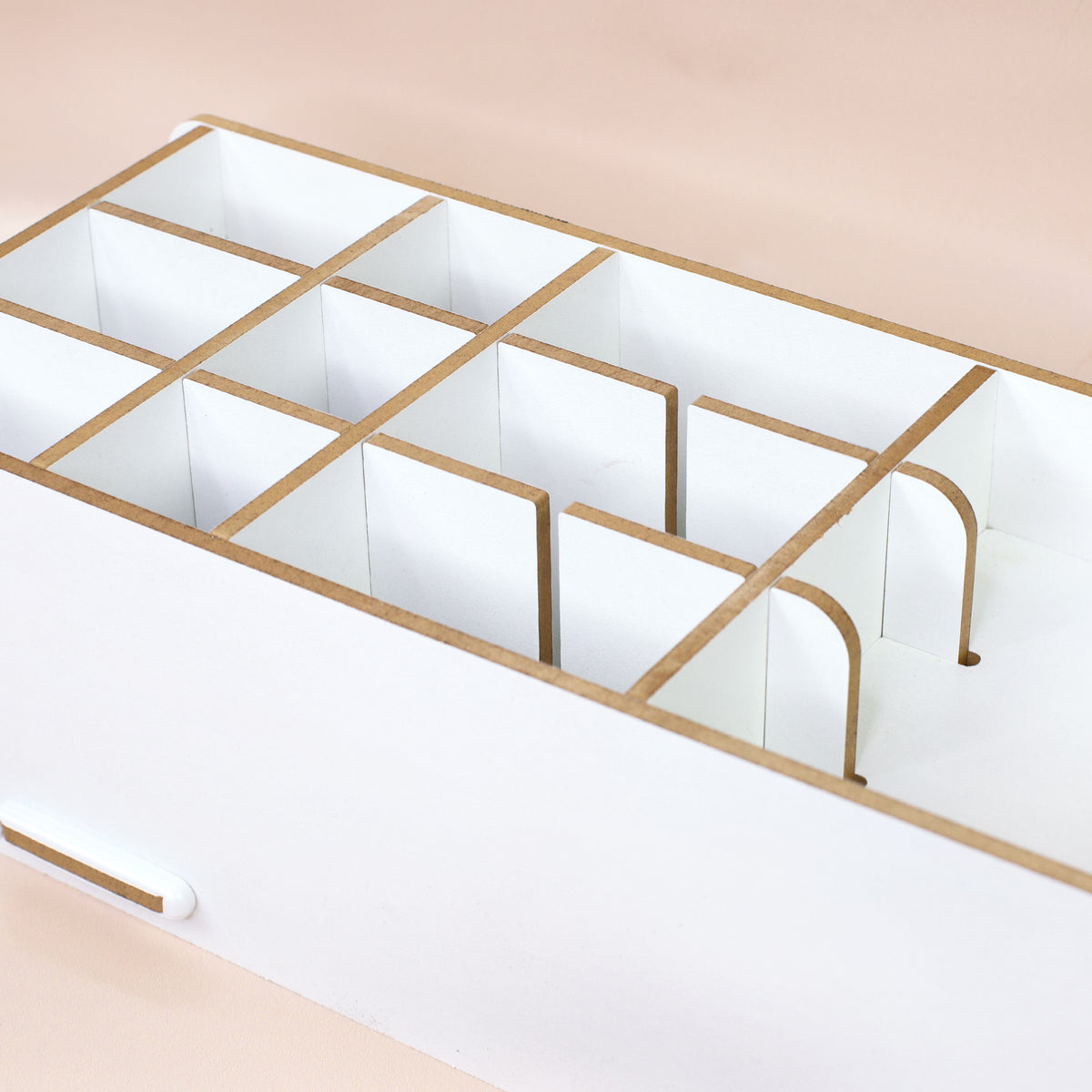 Stiftebox mit vielen Fächern für Stifte, Schere, Lineal und Schulzubehör