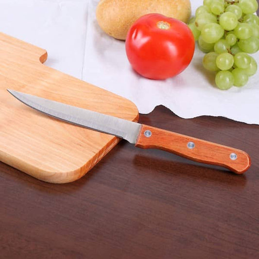Messer vom Holzbrett