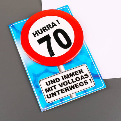 Karte mit Button im Verkehrszeichen Design zum 70. Geburtstag