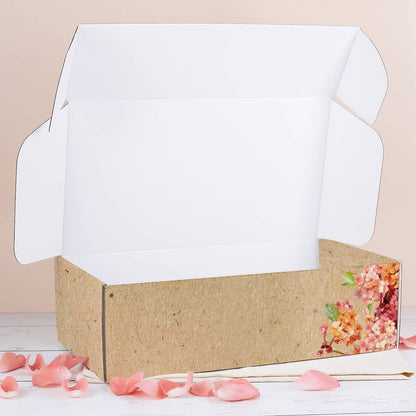 Geschenkschachtel zum Aufklappen für persönliche Präsente mit Craft Paper Effekt und Hortensienblüten