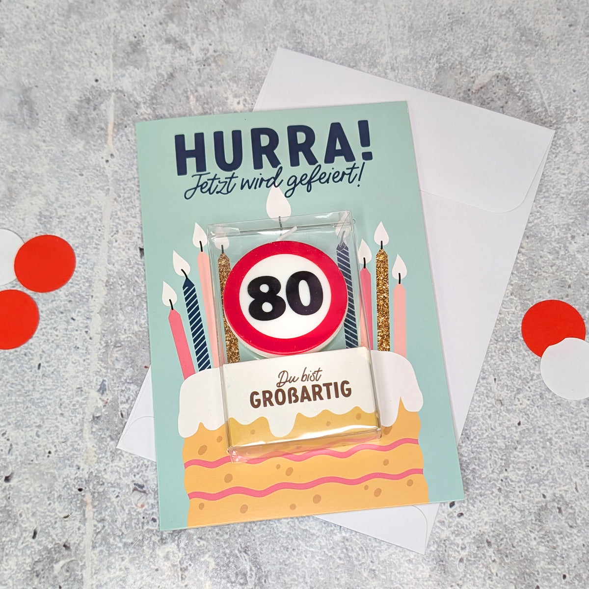 Geburtstagskarte mit Verkehrszeichen-Kerze – Variante „80“ auf hellem Untergrund