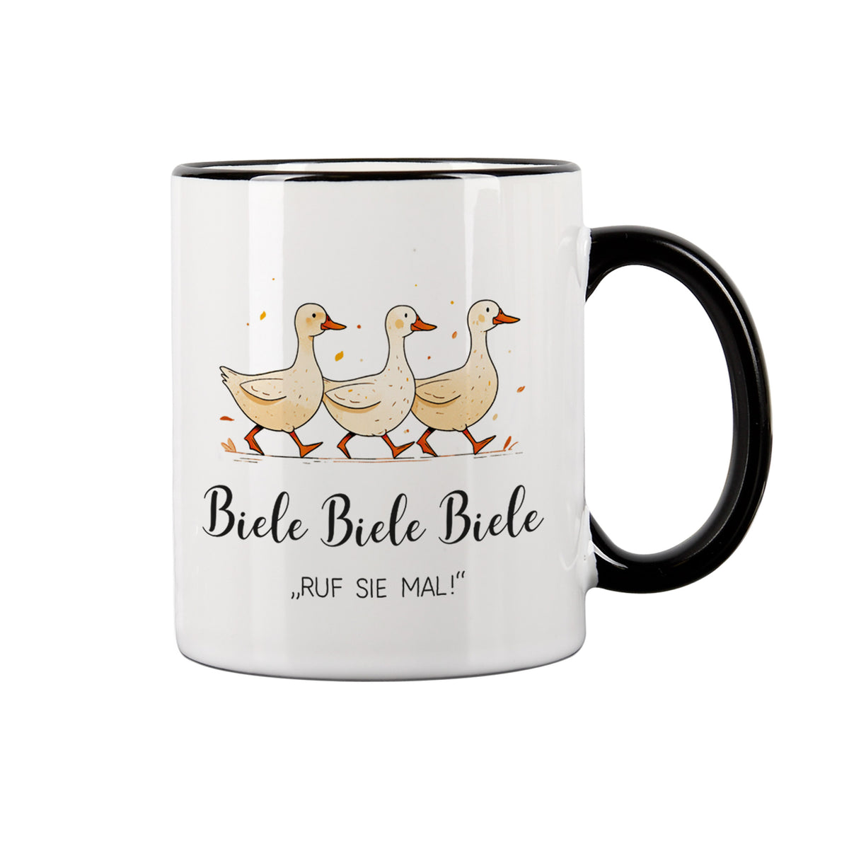 Nahaufnahme der weißen Tasse mit schwarzem Henkel, Motiv mit drei Enten und Spruch „Biele Biele Biele – Ruf sie mal!“.