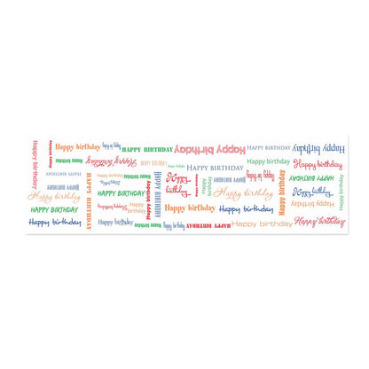 Mit Happy Birthday in verschiedenen Schriftarten bedruckt