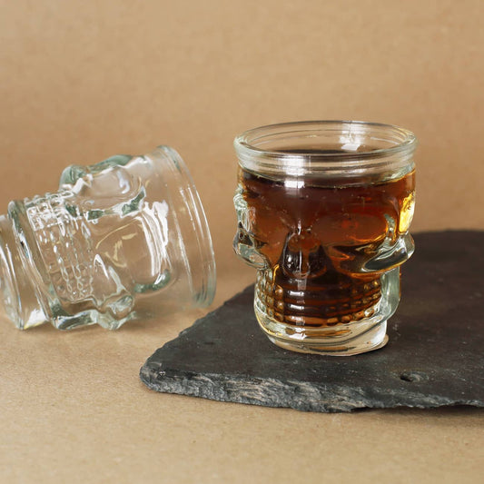 Schnapsglas im Totenkopfdesign 50 ml Fassungsvolumen
