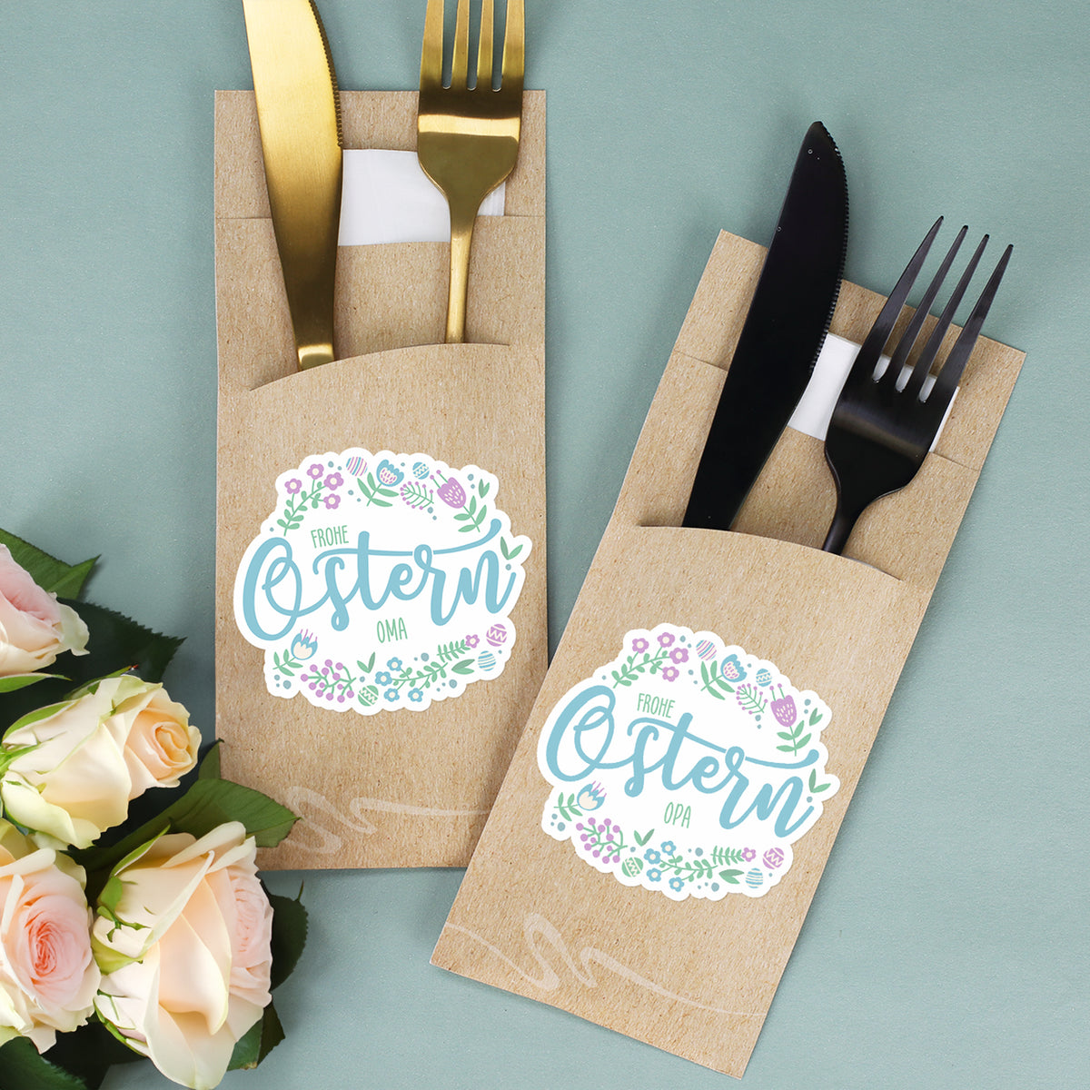 Zwei personalisierte Bestecktaschen zu Ostern mit Frohe Ostern Motiv für Oma und Opa