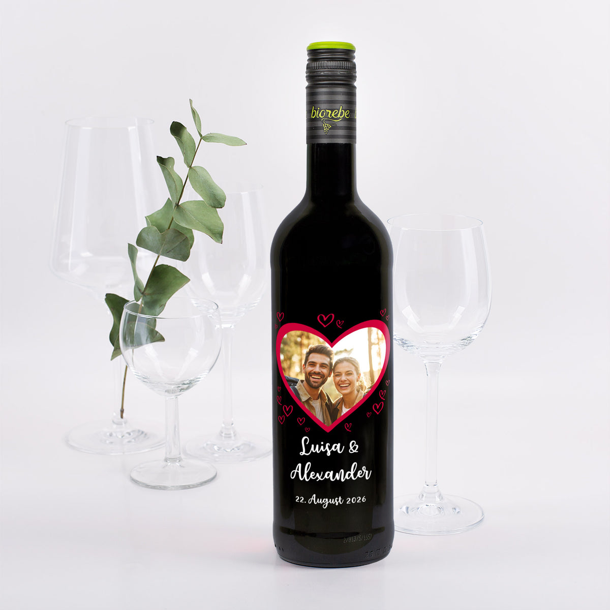 Biorebe Wein zur Hochzeit personalisiert mit Foto, Namen und Datum | Herzmotiv