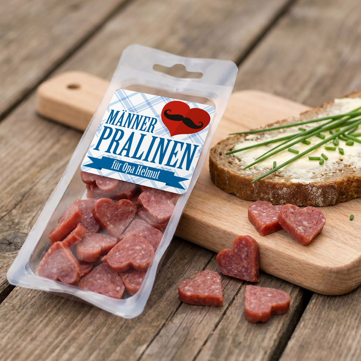 Wurstpralinen mit Salamiherzen für Opa