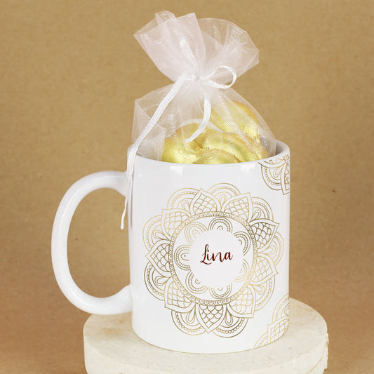 Geschenkset zu Ramadan mit personalisierter Tasse im Mandala-Design und süßer Füllung nach Wahl