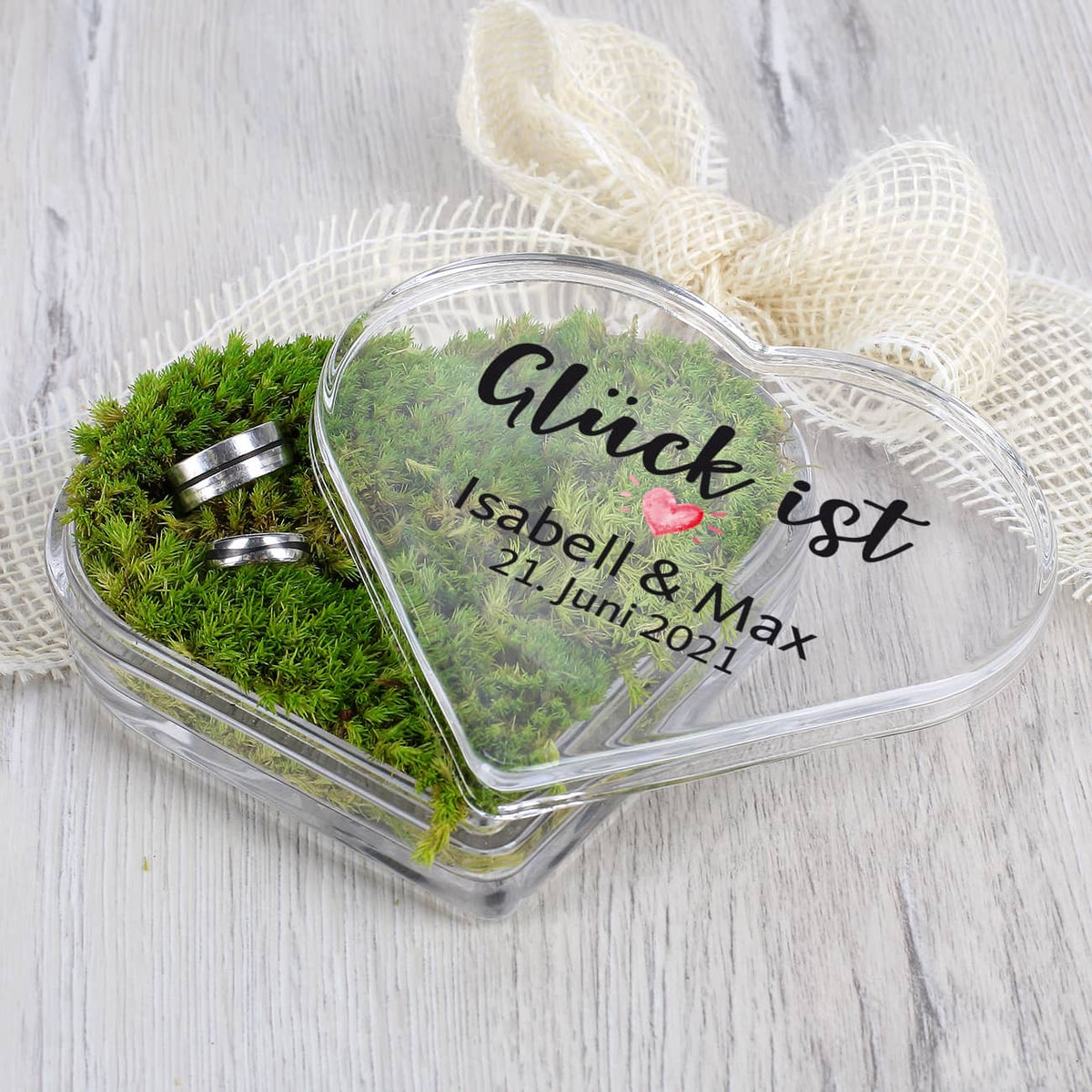Glück ist... Glasdose in Herzform als Geschenkverpackung für Schmuck