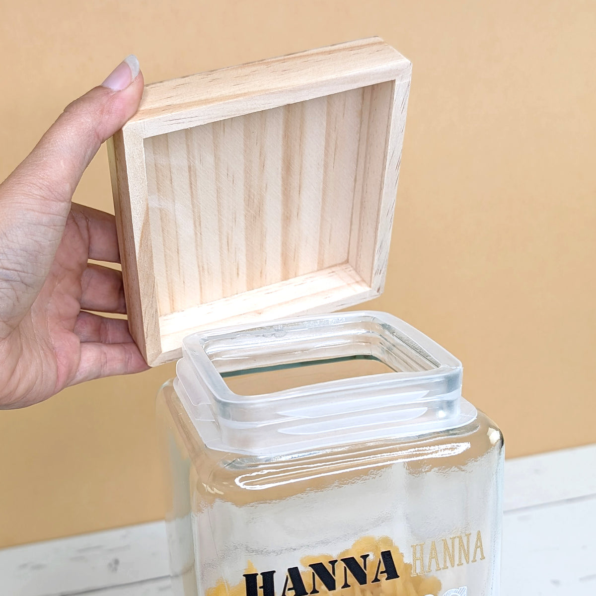 Detailansicht des Bambusdeckels mit Aromaverschluss
