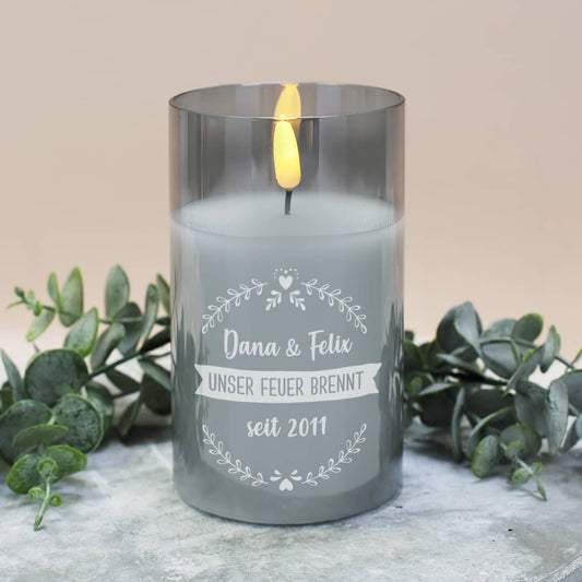 Flammlose Kerze mit graviertem Glas