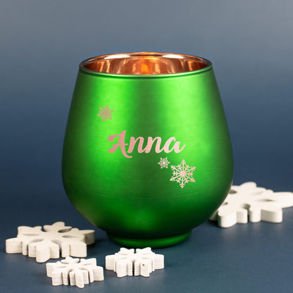 Personalisiertes Windlicht zu Weihnachten graviert mit Name & Schneeflockenmotiv in Rot oder Grün