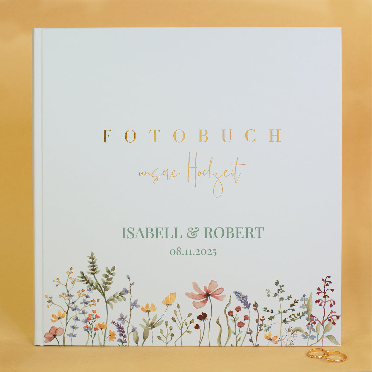 Hochzeitsalbum mit Wildblumen-Verzierung und edler Goldprägung als Geschenkidee