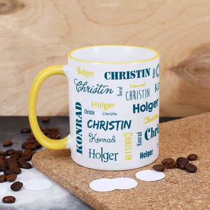 Tasse mit vier Namen, gelb