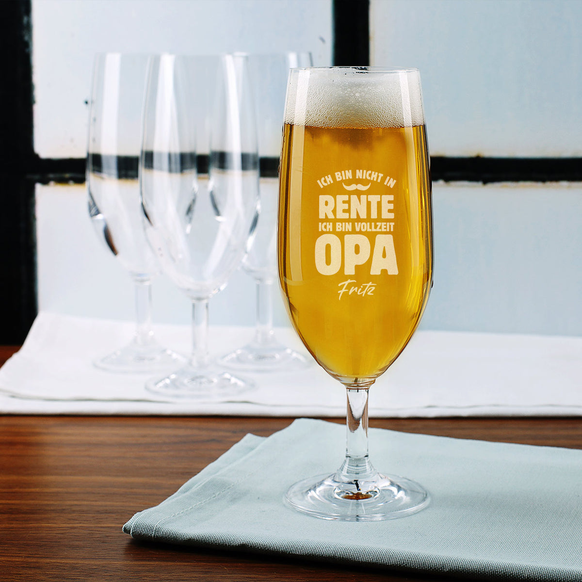 Personalisiertes Bierglas zur Rente "ich bin Vollzeit Opa" mit Name