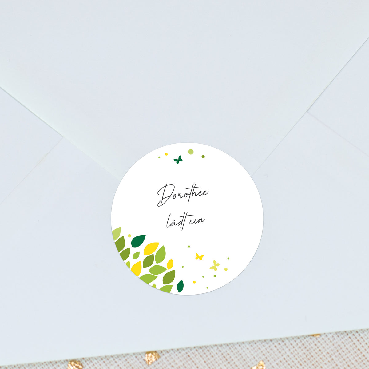 Detailansicht des Blätter-Designs mit personalisiertem Text