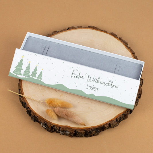 Personalisierte Schmuckbox zu Weihnachten mit Name Louisa und Aufschrift Frohe Weihnachten