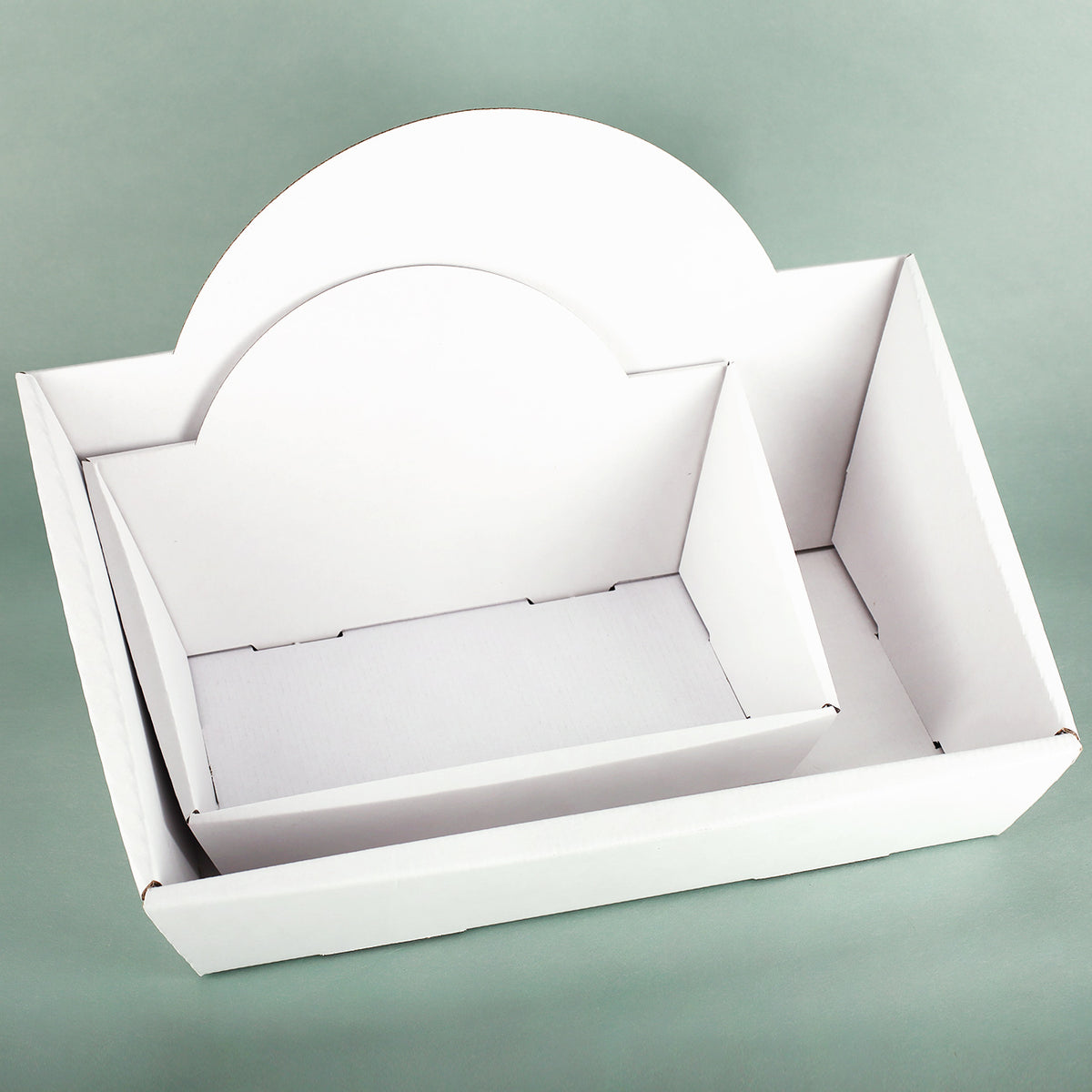 Leerer Geschenkkorb aus Karton in kleiner und großer Größe – stabile Geschenkverpackung zum Befüllen