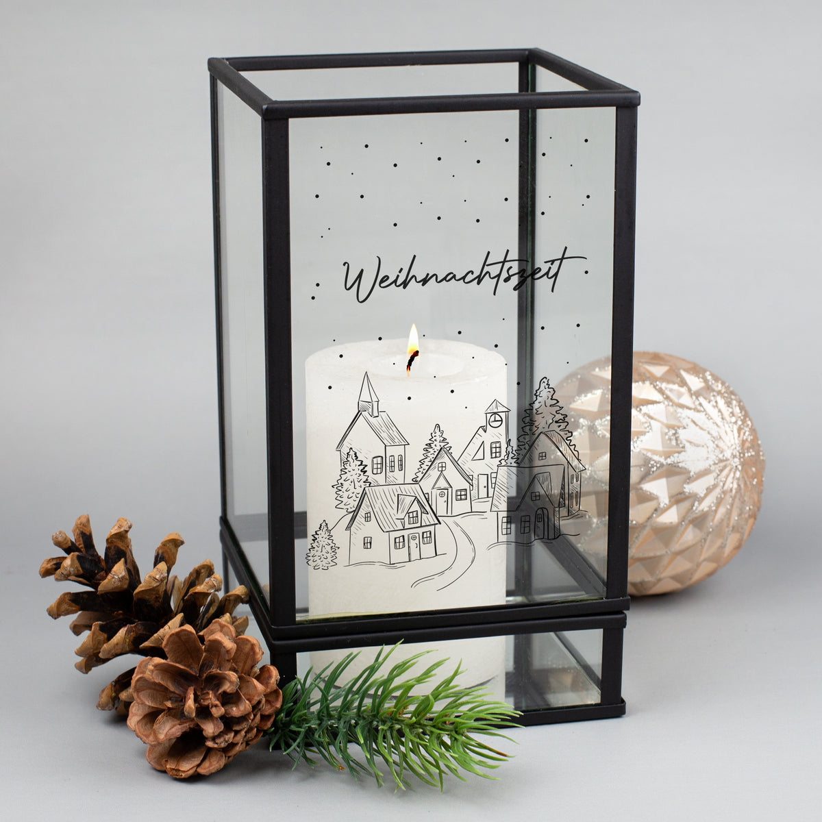 Personalisiertes Weihnachts-Windlicht mit Wunschtext auf Glas in Laternenform