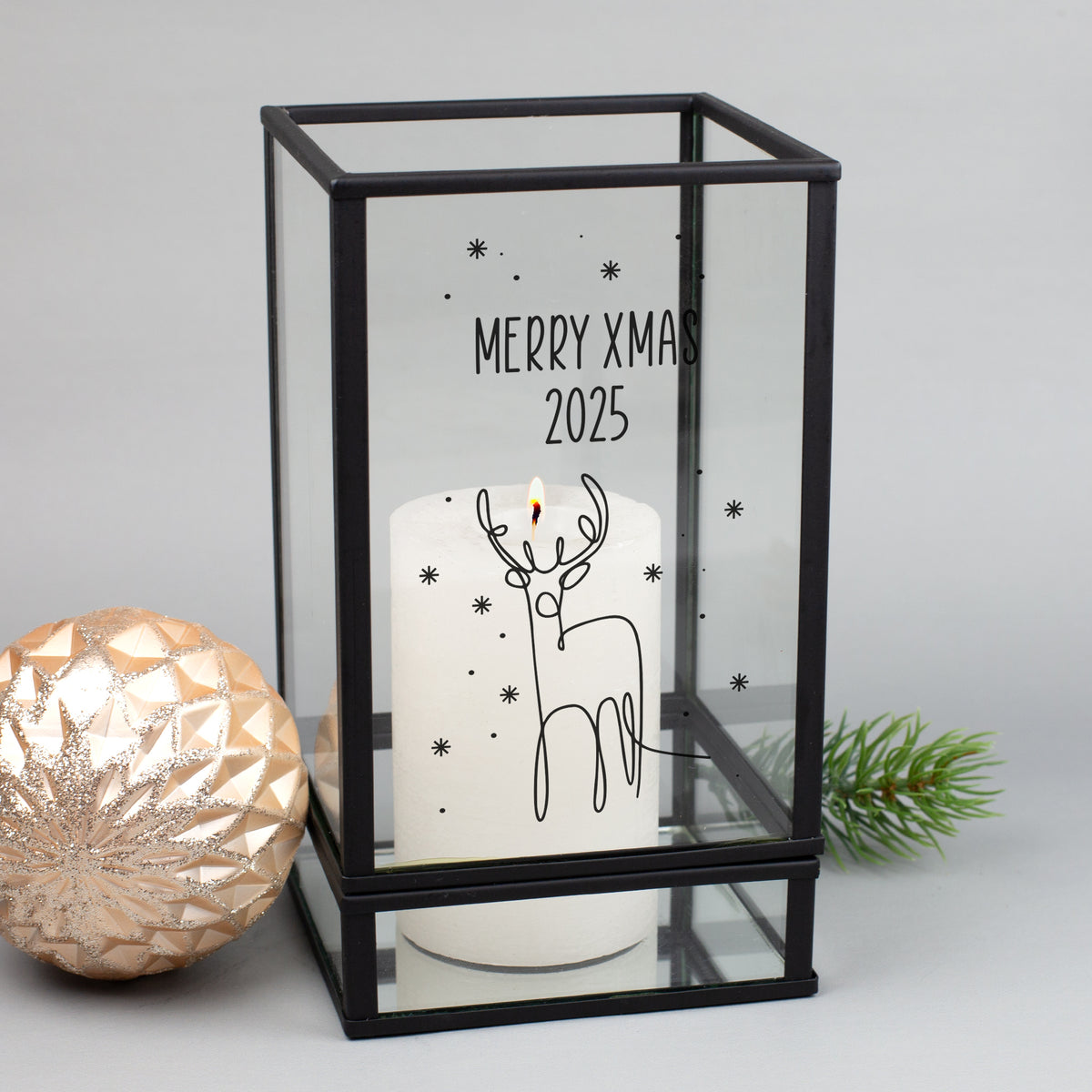 Weihnachts-Windlicht Laterne mit Hirsch-Motiv und Wunschtext Merry Xmas 2025
