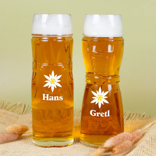 Bierglas Lederhose und Dirndl mit Edelweiß personalisiert mit Namen Hans und Gretl