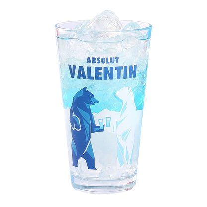 Vodkaglas mit Name und umlaufender Abbildung trinkender Eisbären in sibirischer Eislandschaft