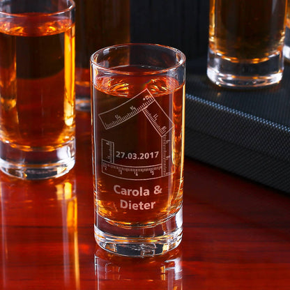 Schnapsglas mit Zollstock und Ihren Wunschdaten