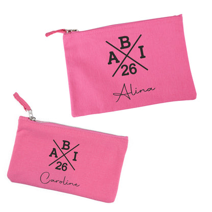 Beide Varianten der pinken ABI Tasche mit Namen "Alina" & "Caroline" zum Abitur freigestellt auf weißem Hintergrund