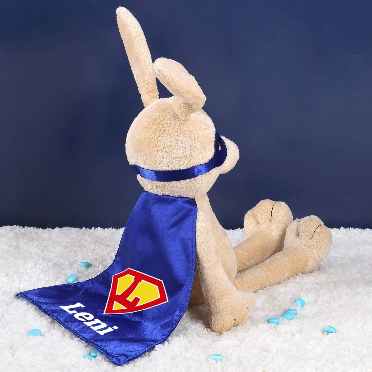 Kuschelhase "Rocket Rabbit" mit Ihrem Wunschnamen und Initiale