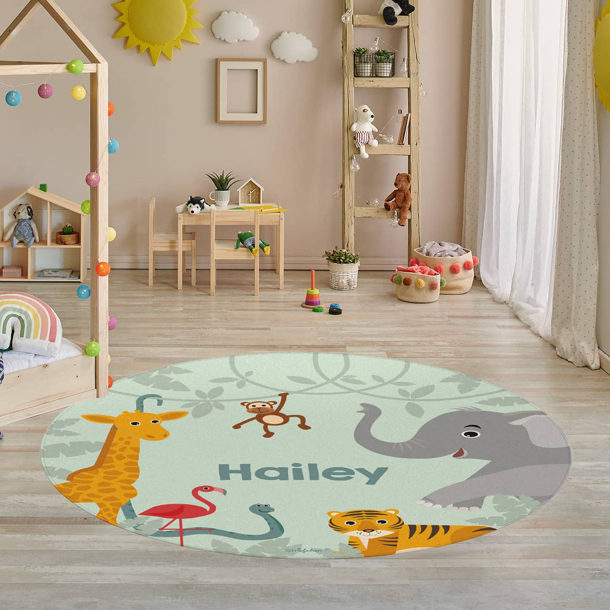 Runder Kinderteppich mit Tieren und Name nach Wunsch bedruckt