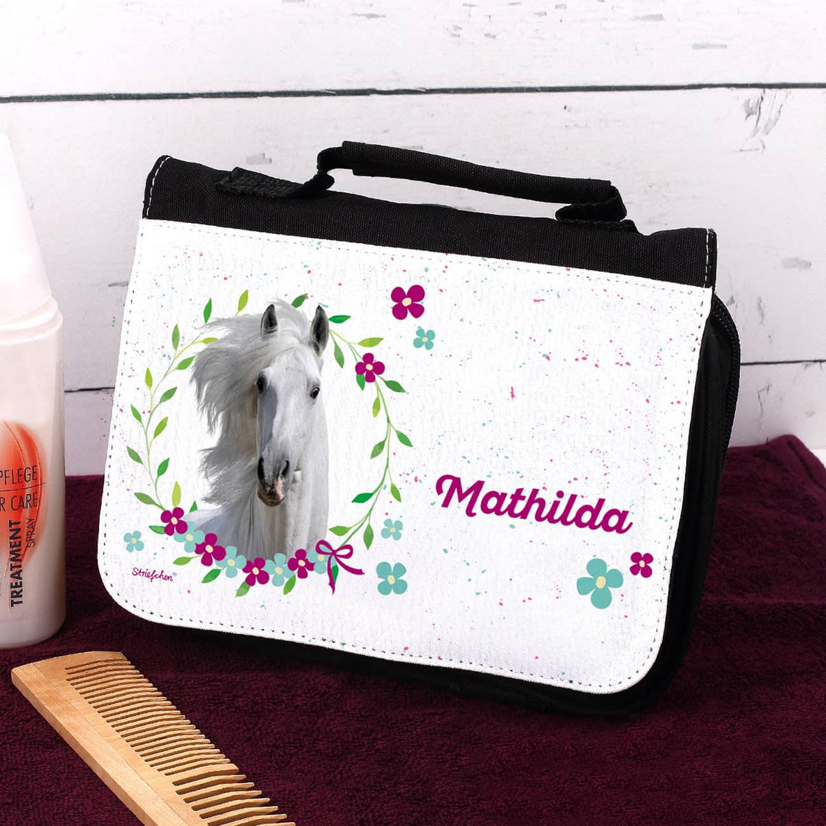 Waschtasche mit Pferdemotiv und Name