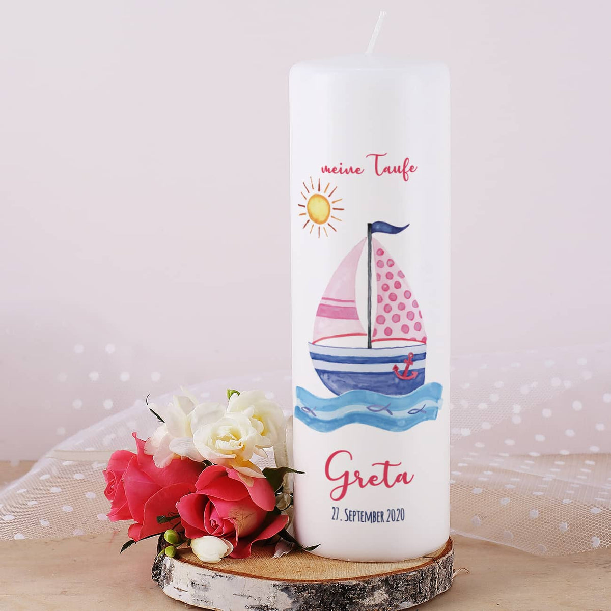 Taufkerze für Mädchen mit Segelboot, Name, Datum und Taufspruch
