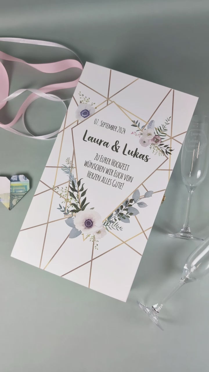 Gravierte Holzkiste zur Hochzeit mit zwei gravierten Weingläsern Geschenkidee mit Geldgeschenk