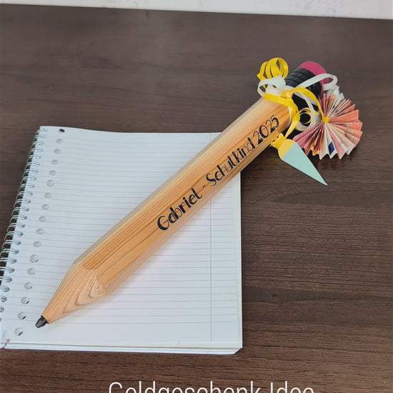 Geldgeschenkidee zur Einschulung - XXL Bleistift mit bedruckter Personalisierung