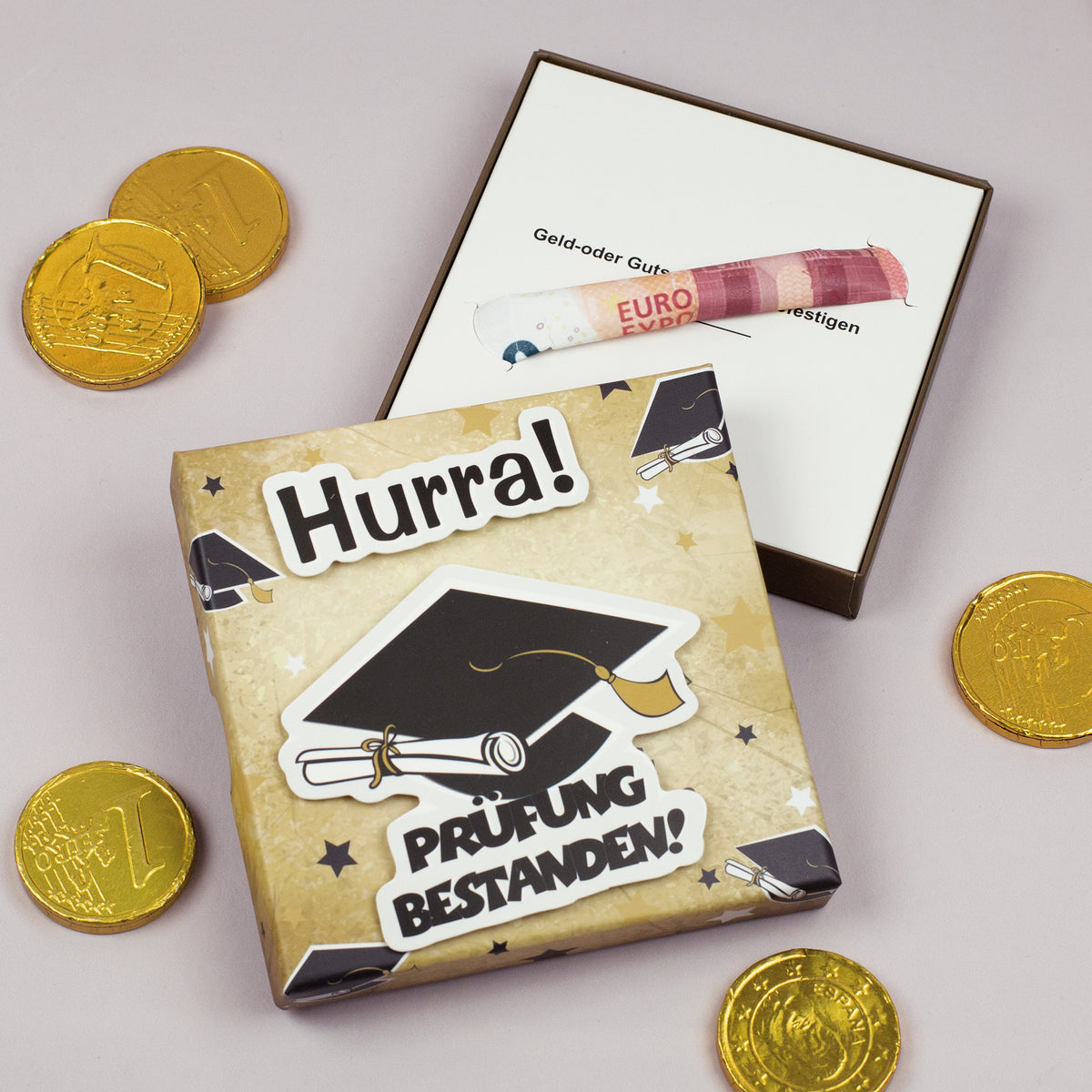 Schachtel im Einsatz mit eingelegtem Geldschein als Geschenkidee