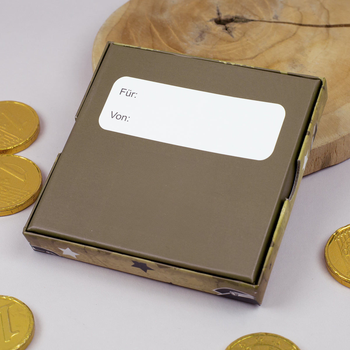Rückseite der Box mit Beschriftungsfeld „Für“ und „Von“